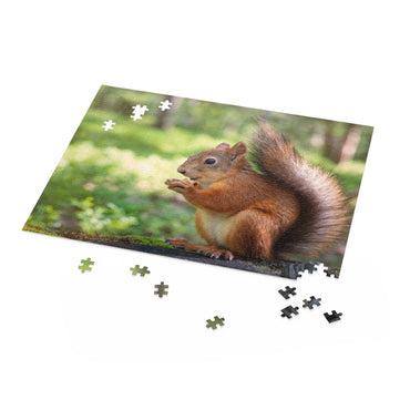 Squirrel eating a nut - Jigsaw Puzzle